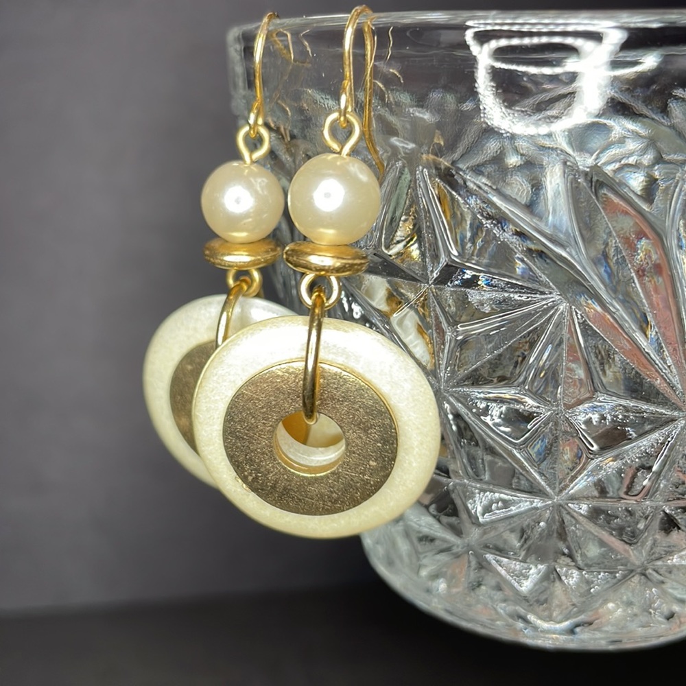 *2 for $20* Vintage Gold & Pearl Earrings